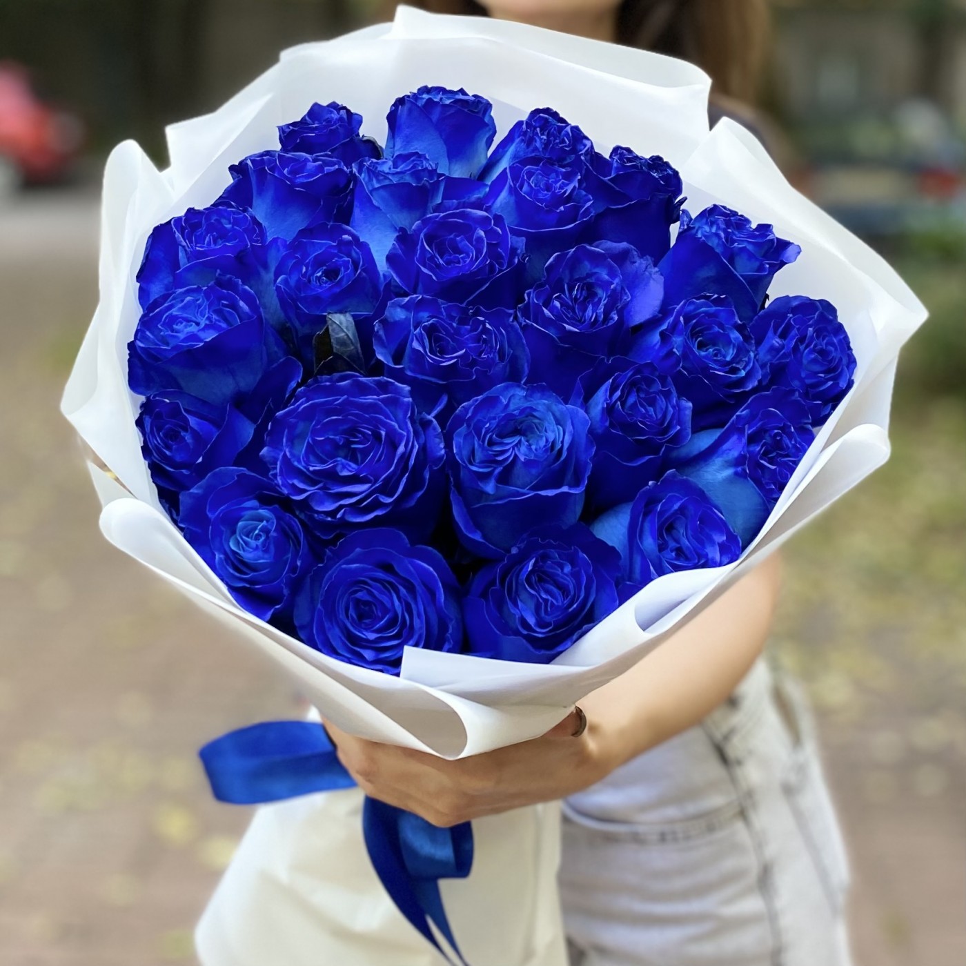 Букет из 25 синих роз